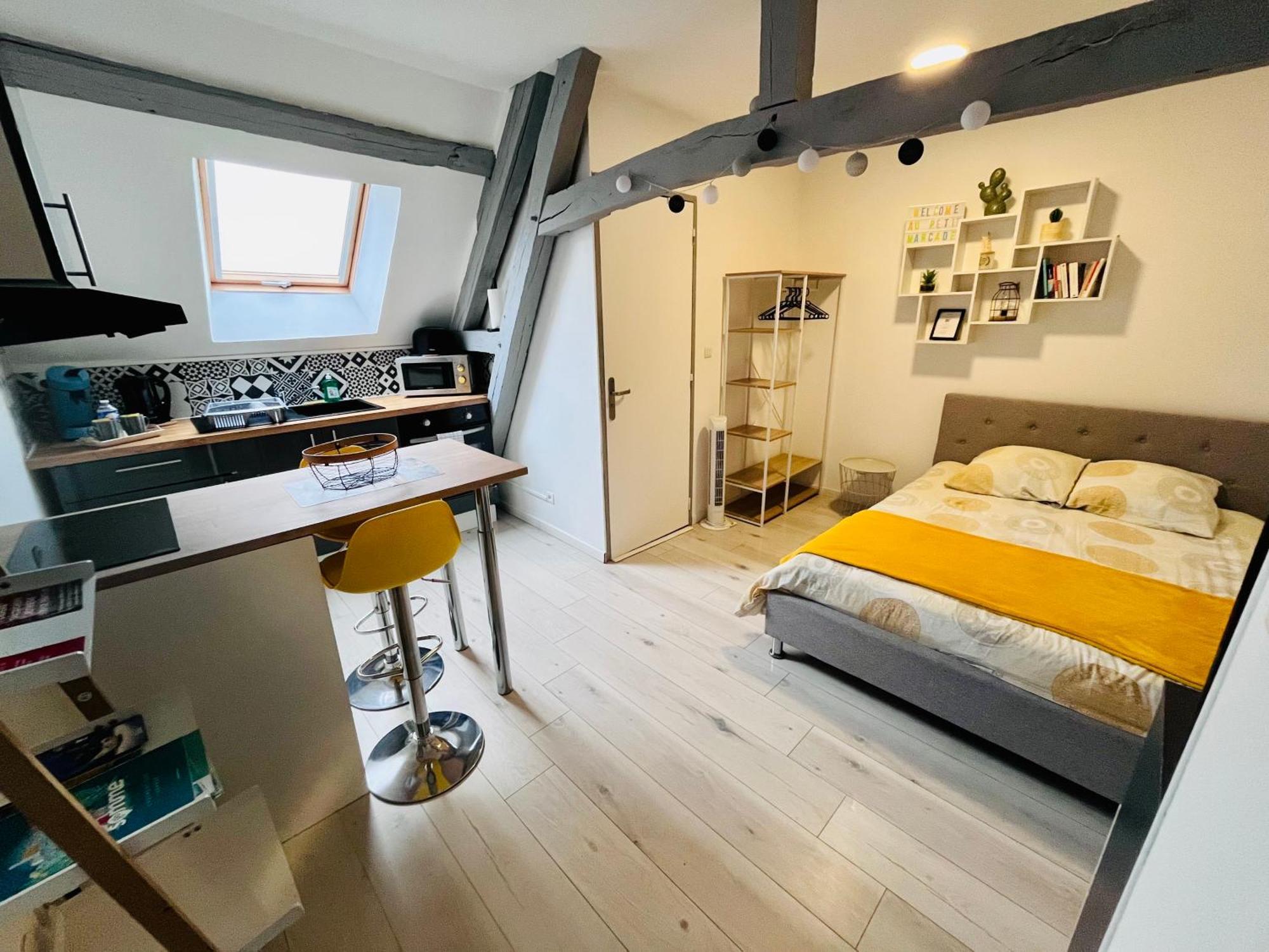Au Petit Marcade Apartment Abbeville Exterior foto